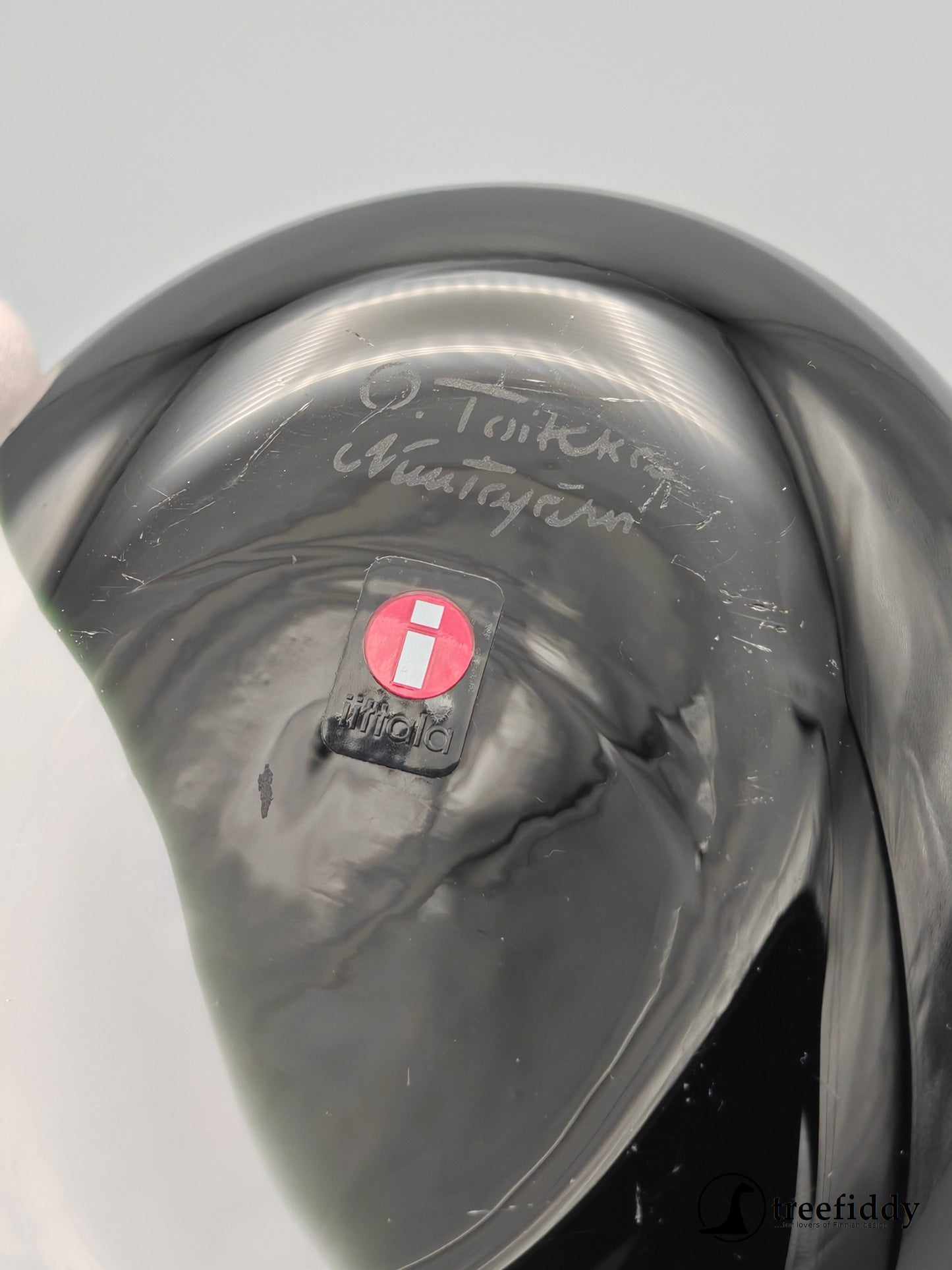 Lasilintu, Uivelo, Oiva Toikka