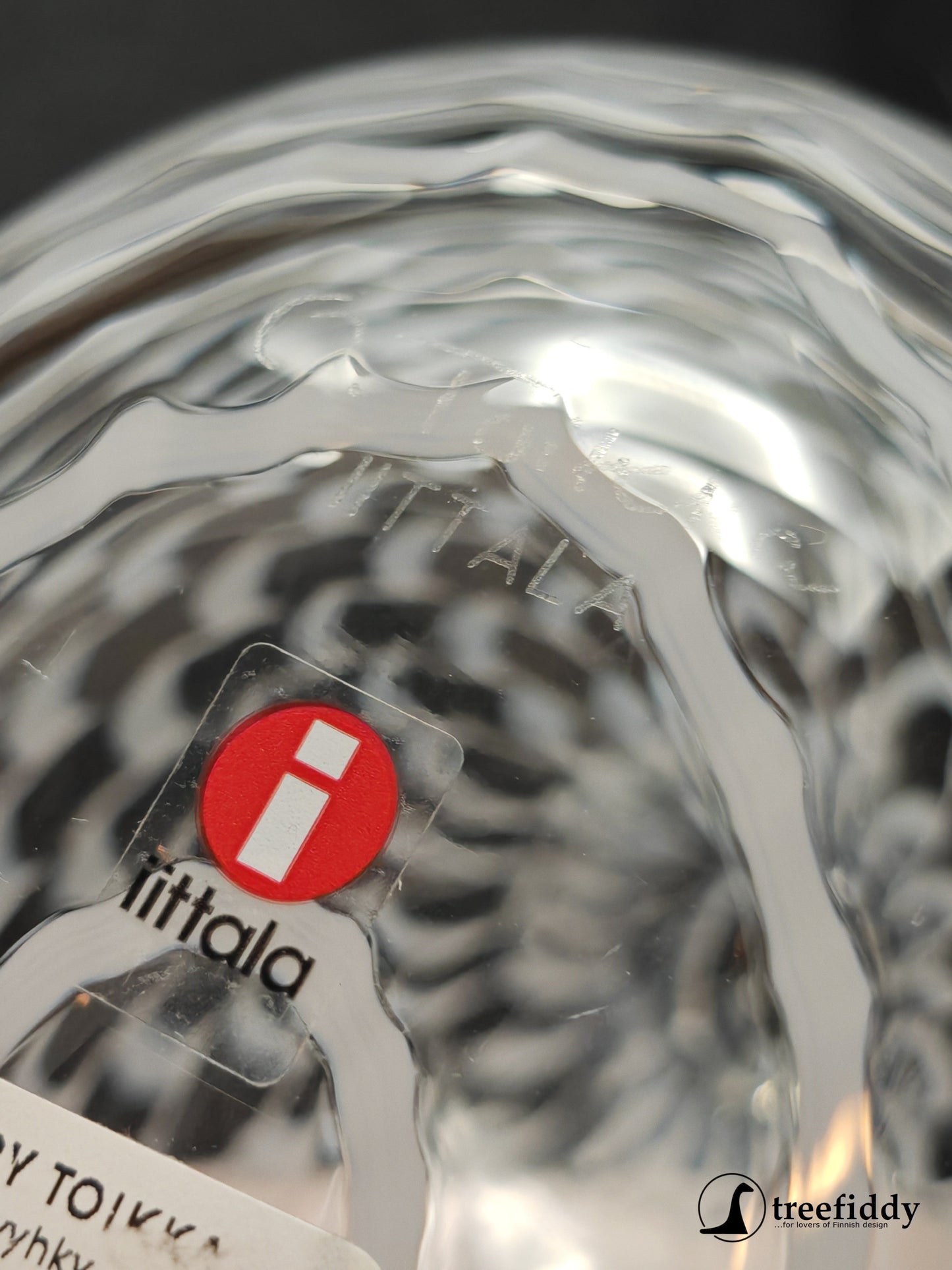 Lasilintu, Sovinnon kyyhky, Oiva Toikka